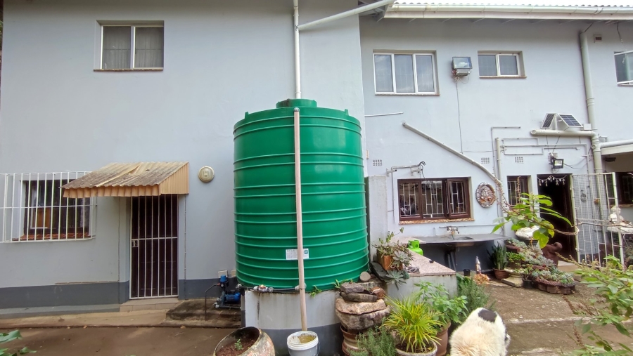 8 Bedroom Property for Sale in Marburg KwaZulu-Natal