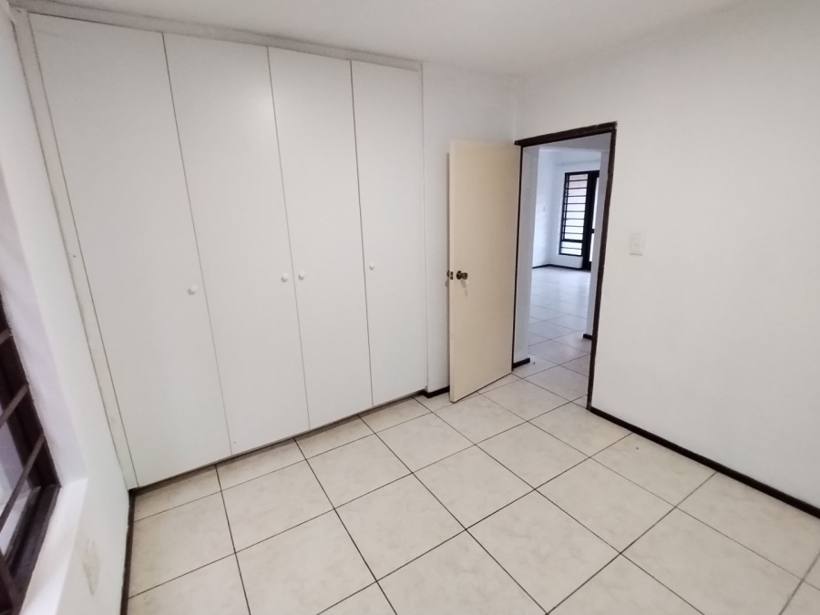 2 Bedroom Property for Sale in Uvongo Beach KwaZulu-Natal