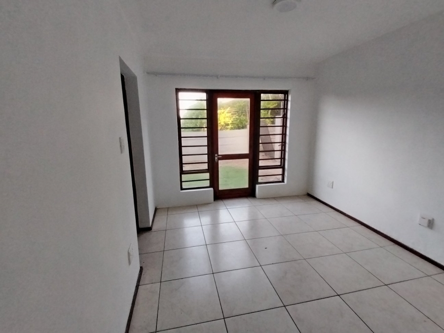 2 Bedroom Property for Sale in Uvongo Beach KwaZulu-Natal