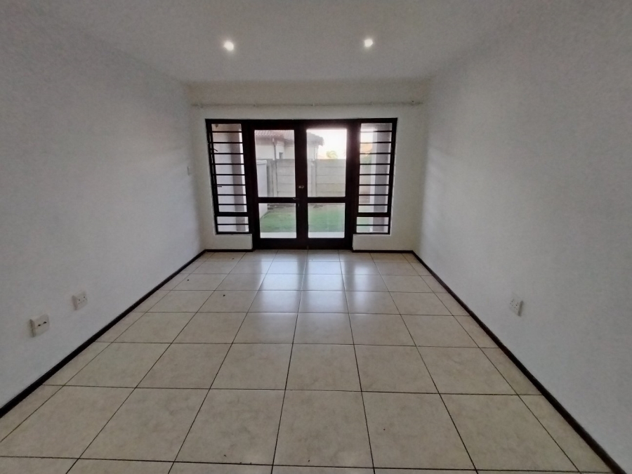 2 Bedroom Property for Sale in Uvongo Beach KwaZulu-Natal