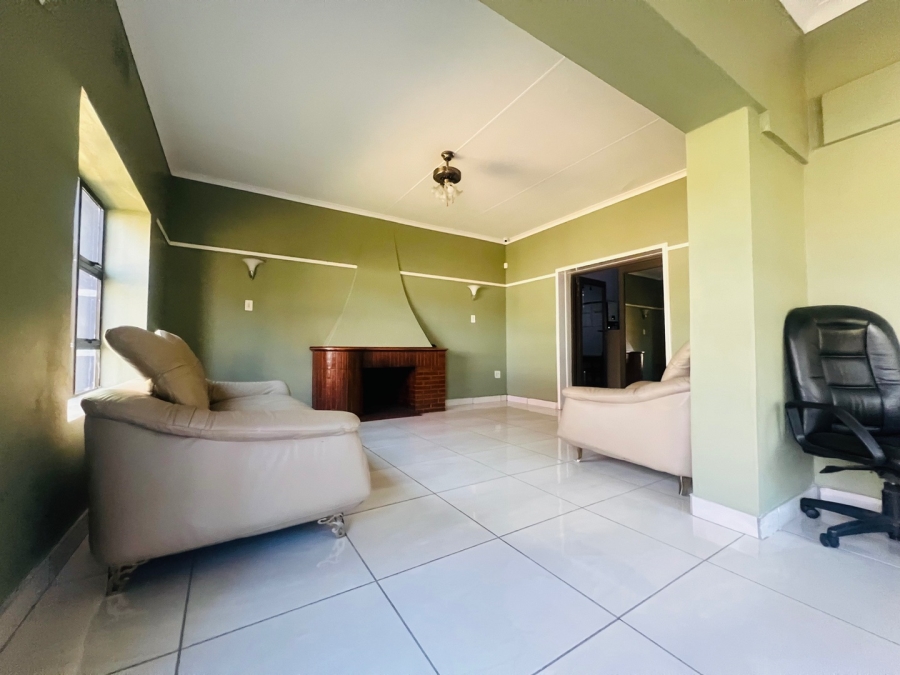 To Let commercial Property for Rent in Newcastle KwaZulu-Natal