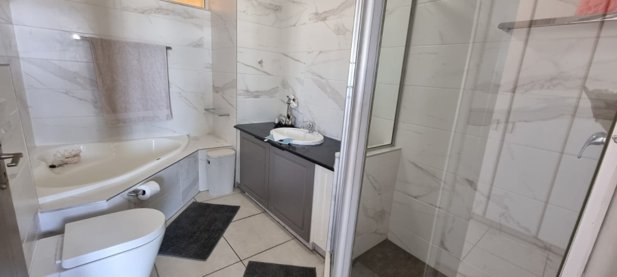 4 Bedroom Property for Sale in Margate KwaZulu-Natal