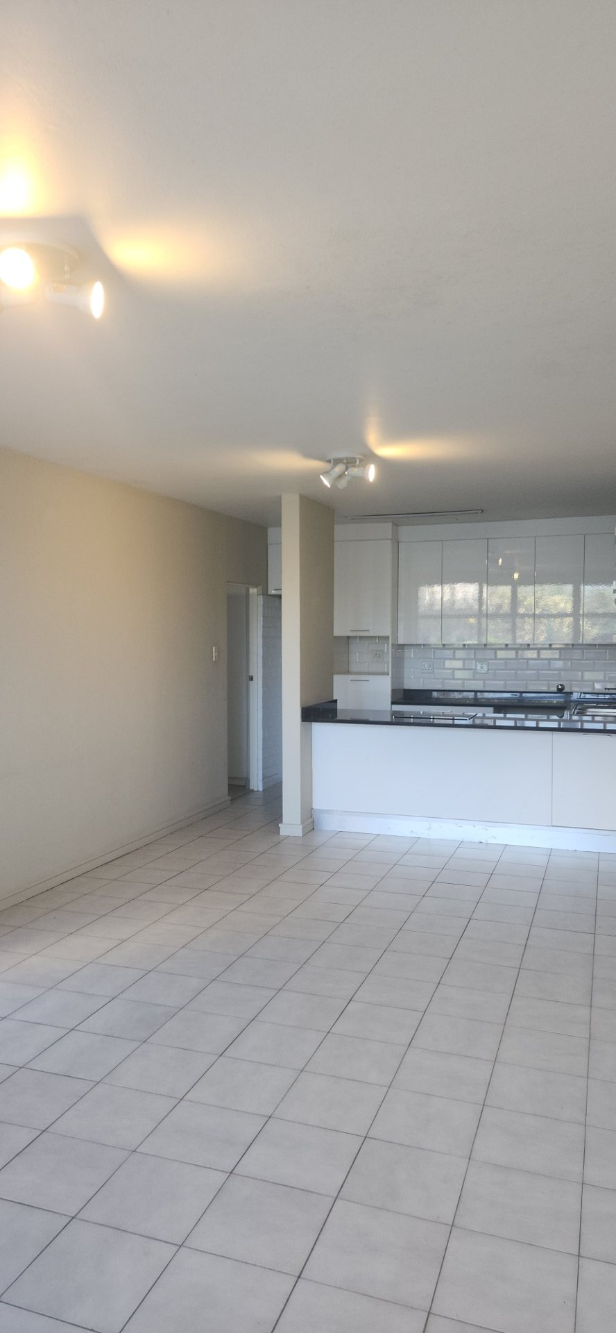 1 Bedroom Property for Sale in Umhlanga KwaZulu-Natal