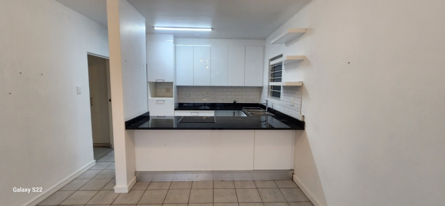 To Let 1 Bedroom Property for Rent in Umhlanga KwaZulu-Natal