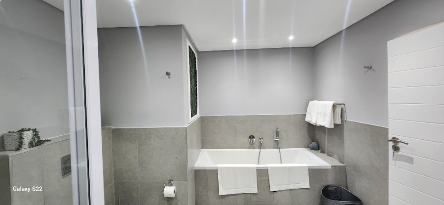 3 Bedroom Property for Sale in Umhlanga KwaZulu-Natal