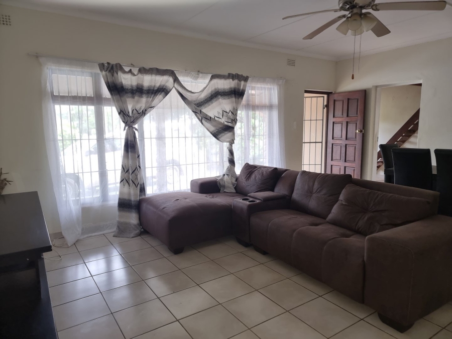 3 Bedroom Property for Sale in Sea Park KwaZulu-Natal