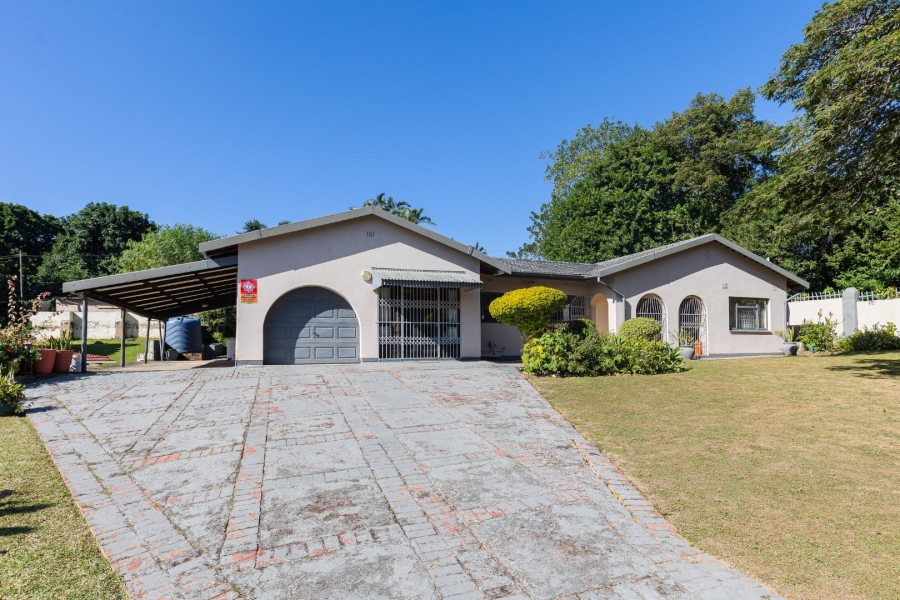 4 Bedroom Property for Sale in Oslo Beach KwaZulu-Natal