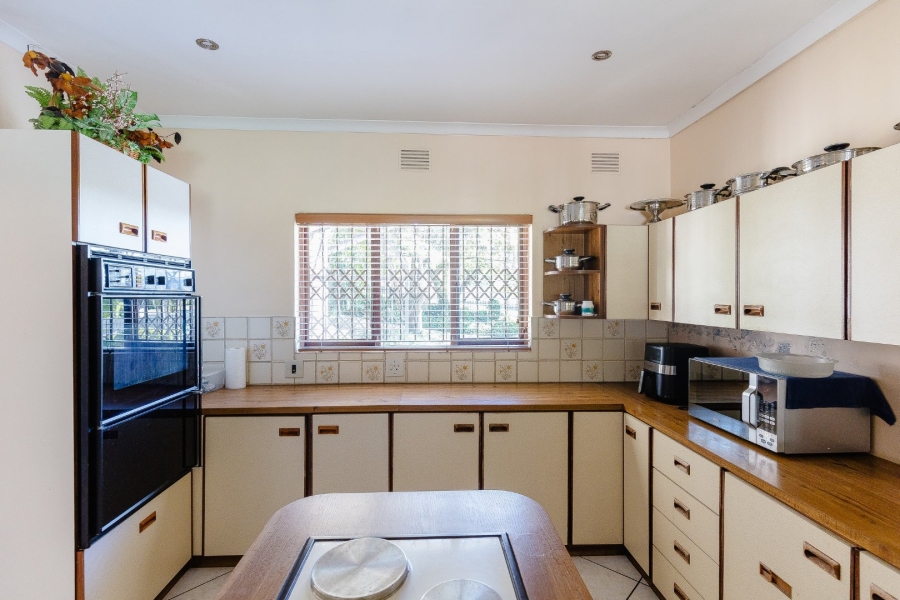 4 Bedroom Property for Sale in Oslo Beach KwaZulu-Natal