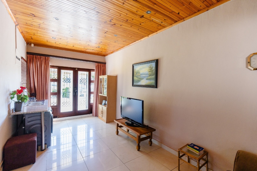 4 Bedroom Property for Sale in Oslo Beach KwaZulu-Natal