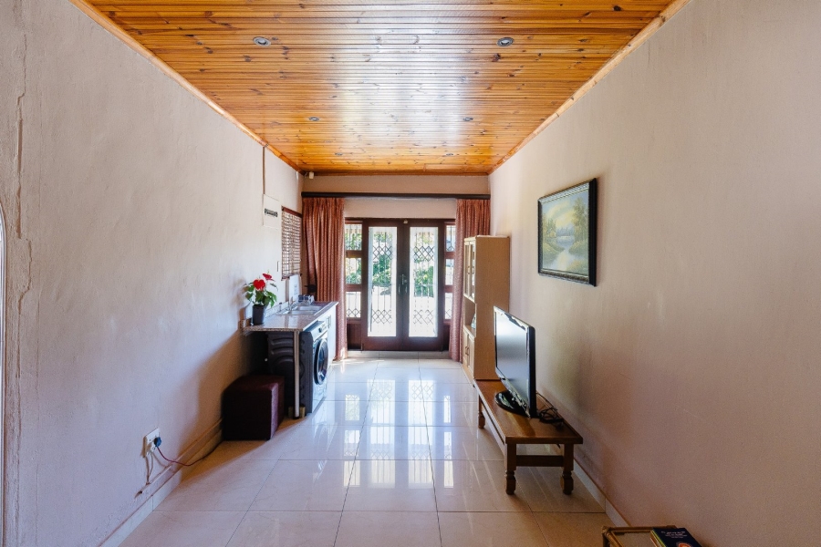 4 Bedroom Property for Sale in Oslo Beach KwaZulu-Natal
