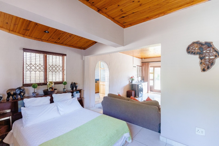4 Bedroom Property for Sale in Oslo Beach KwaZulu-Natal