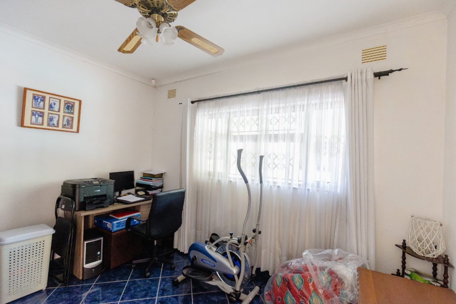4 Bedroom Property for Sale in Oslo Beach KwaZulu-Natal