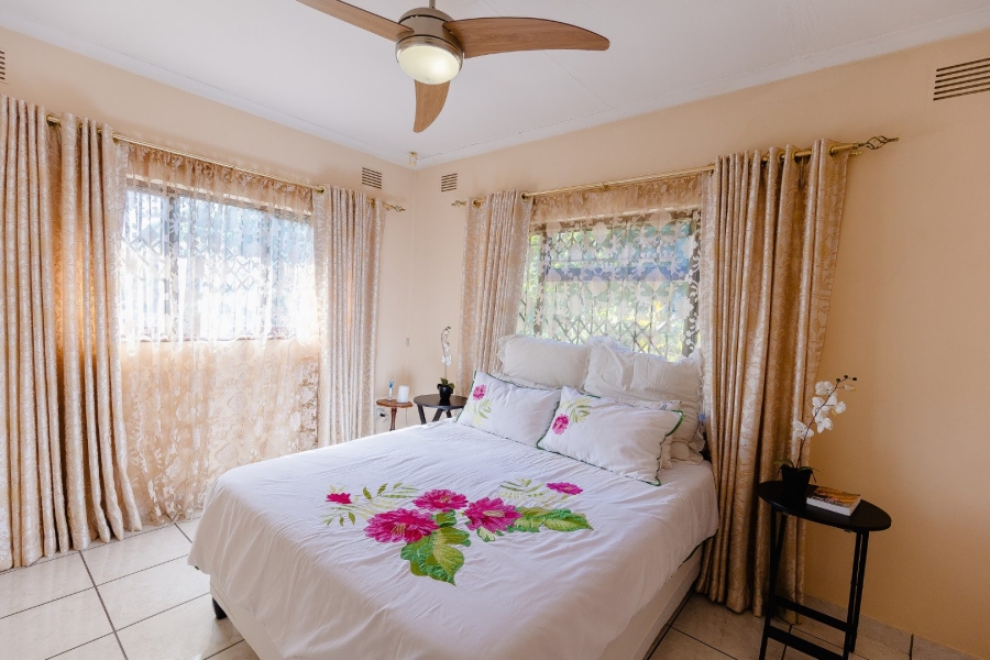 4 Bedroom Property for Sale in Oslo Beach KwaZulu-Natal