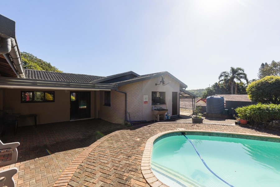 4 Bedroom Property for Sale in Oslo Beach KwaZulu-Natal