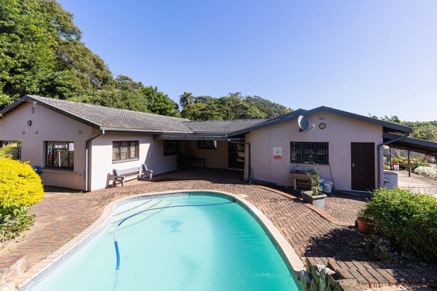 4 Bedroom Property for Sale in Oslo Beach KwaZulu-Natal