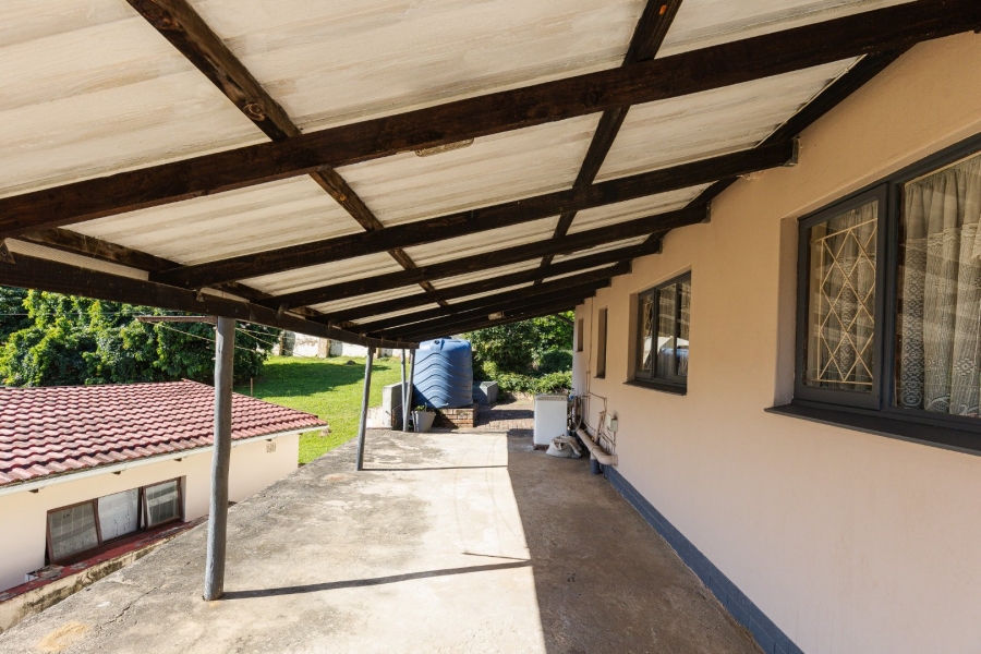 4 Bedroom Property for Sale in Oslo Beach KwaZulu-Natal