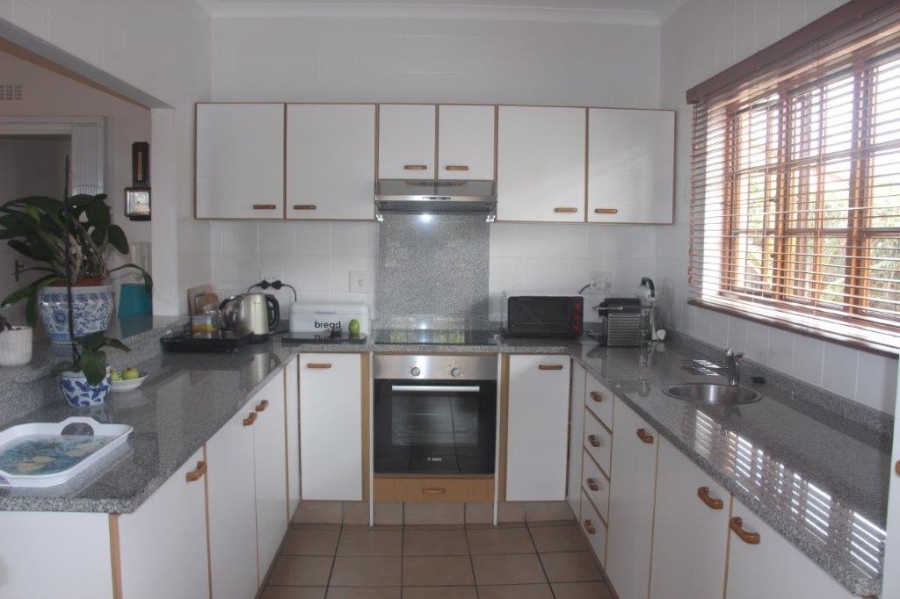 3 Bedroom Property for Sale in Umtentweni KwaZulu-Natal