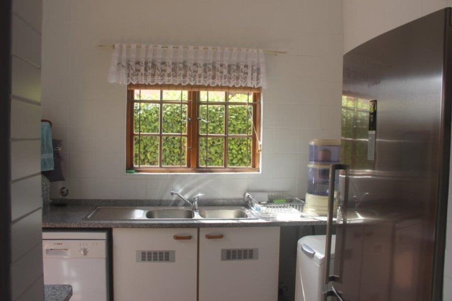 3 Bedroom Property for Sale in Umtentweni KwaZulu-Natal