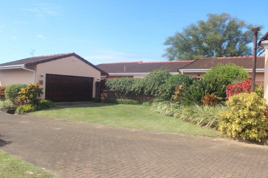 3 Bedroom Property for Sale in Umtentweni KwaZulu-Natal