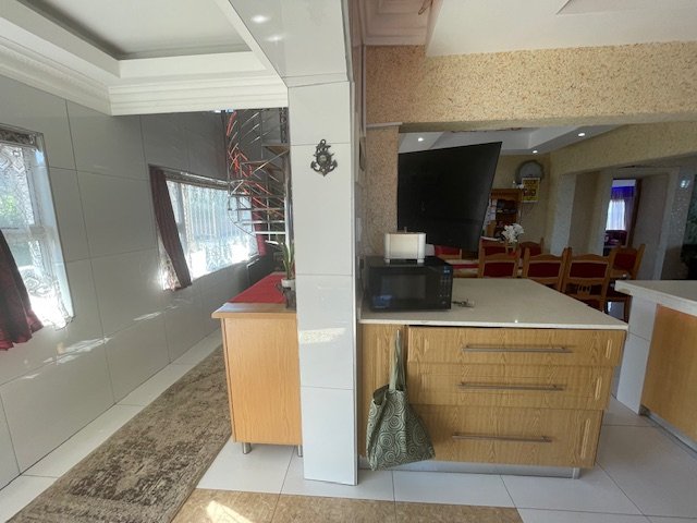  Bedroom Property for Sale in Lawrence Rocks KwaZulu-Natal