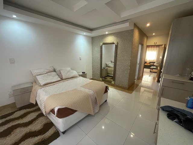  Bedroom Property for Sale in Lawrence Rocks KwaZulu-Natal