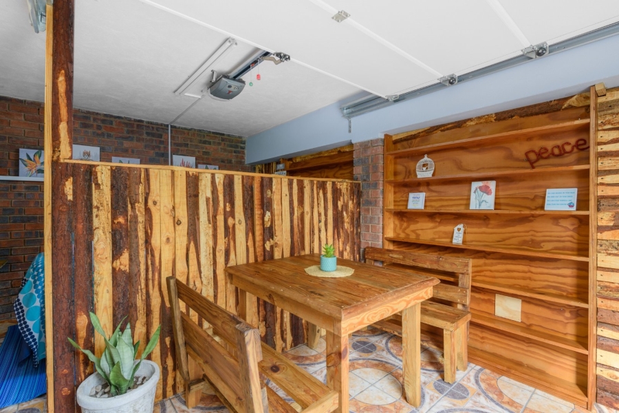  Bedroom Property for Sale in Sunwich Port KwaZulu-Natal