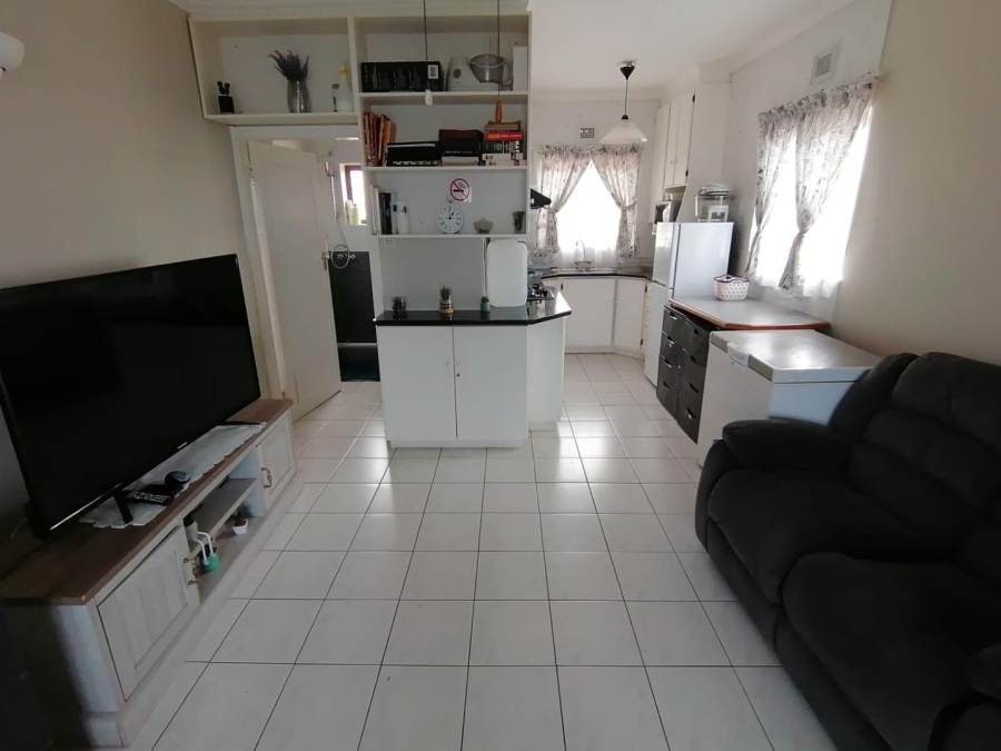 1 Bedroom Property for Sale in Shelly Beach KwaZulu-Natal