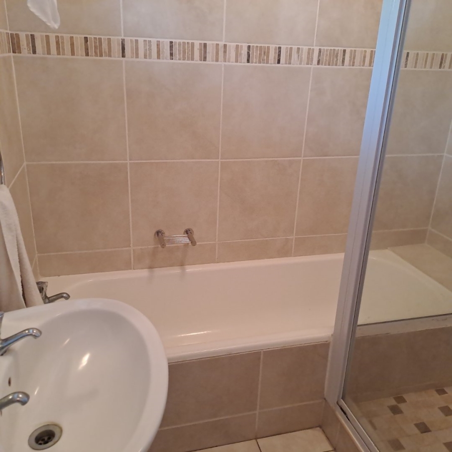 4 Bedroom Property for Sale in Freeland Park KwaZulu-Natal