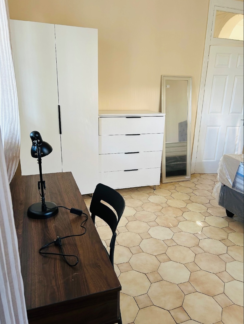 1 Bedroom Property for Sale in Morningside KwaZulu-Natal
