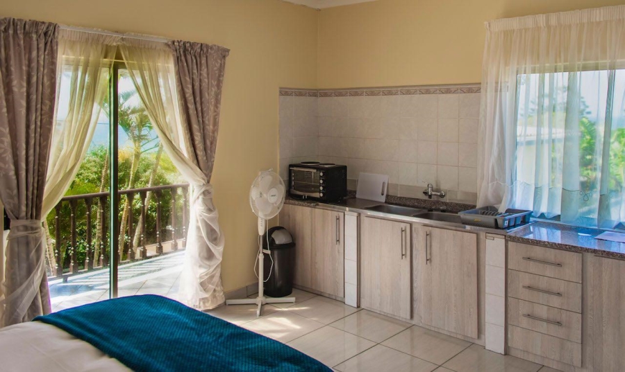 10 Bedroom Property for Sale in Southport KwaZulu-Natal