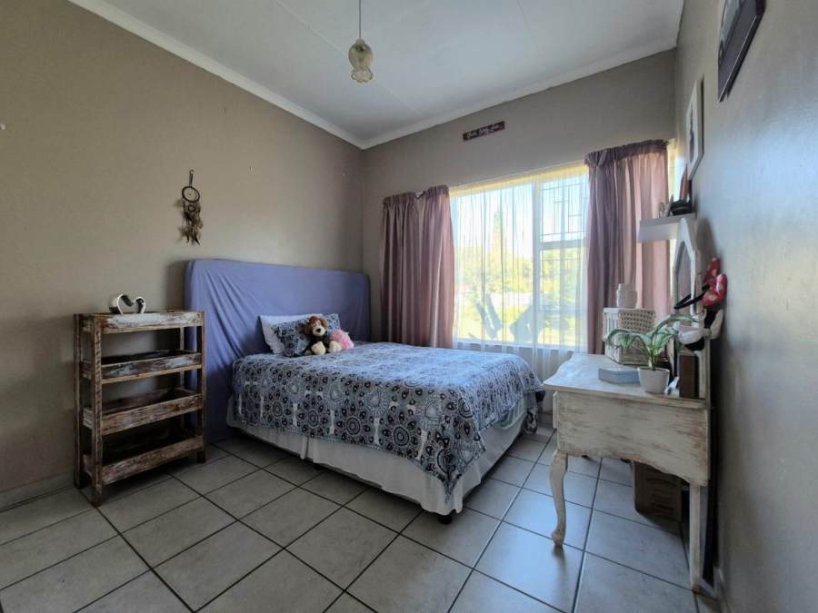 3 Bedroom Property for Sale in Sunnyridge KwaZulu-Natal