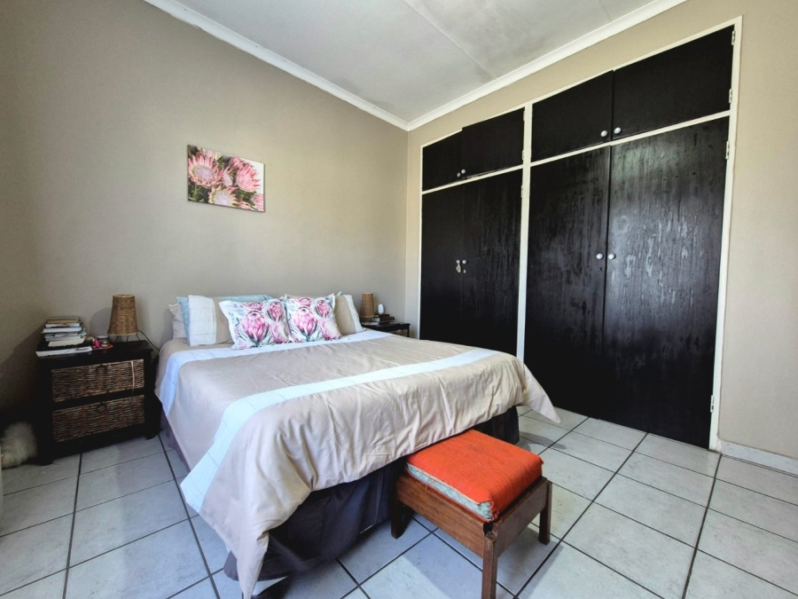 3 Bedroom Property for Sale in Sunnyridge KwaZulu-Natal