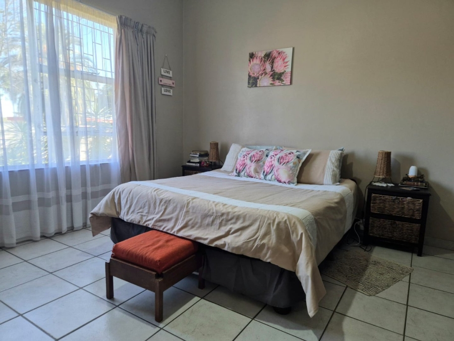 3 Bedroom Property for Sale in Sunnyridge KwaZulu-Natal