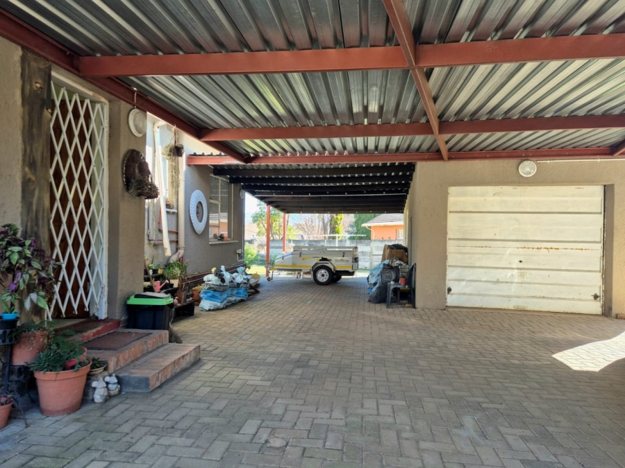 3 Bedroom Property for Sale in Sunnyridge KwaZulu-Natal