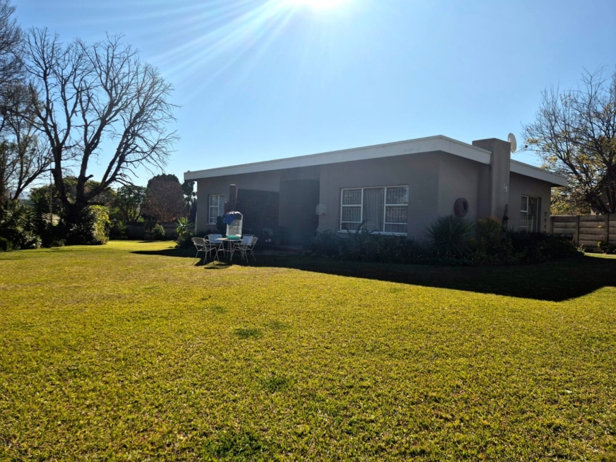 3 Bedroom Property for Sale in Sunnyridge KwaZulu-Natal