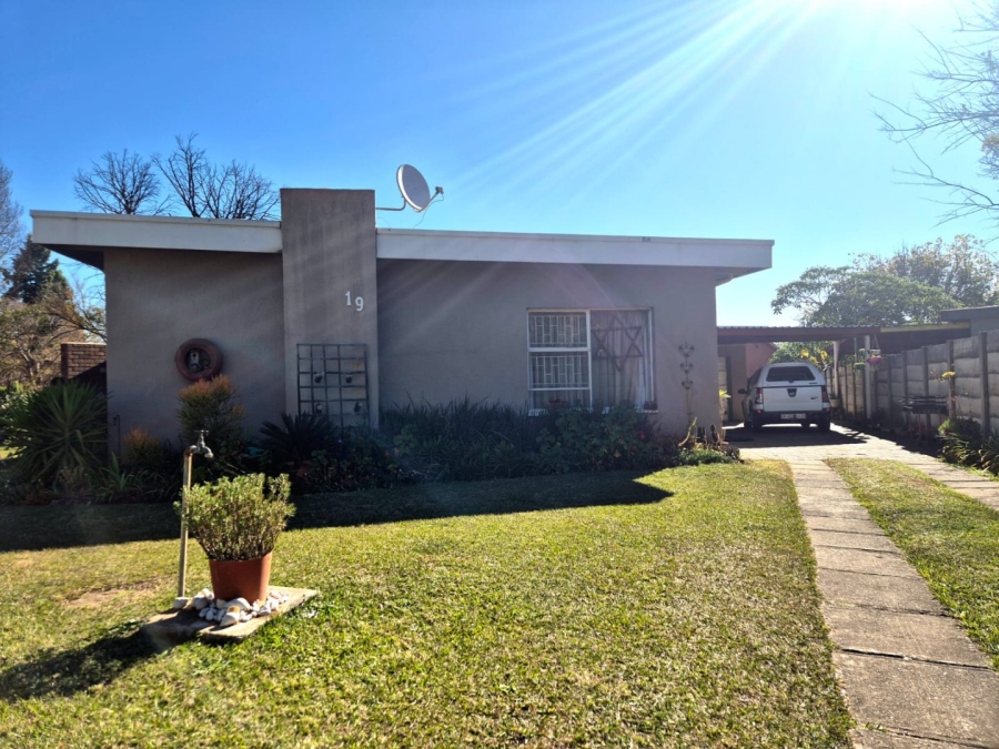 3 Bedroom Property for Sale in Sunnyridge KwaZulu-Natal