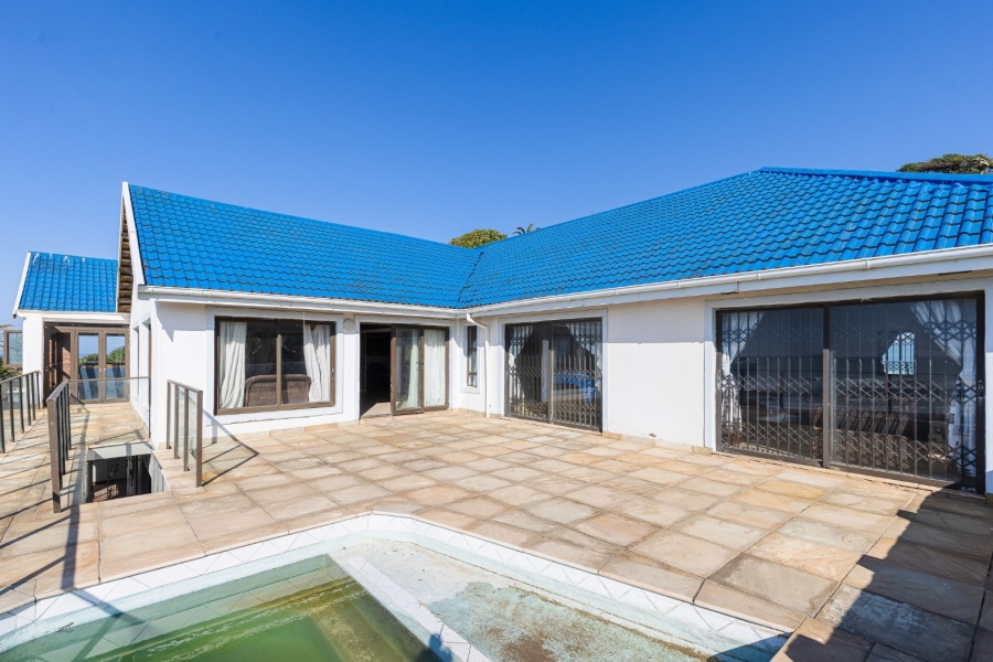6 Bedroom Property for Sale in Umzumbe KwaZulu-Natal