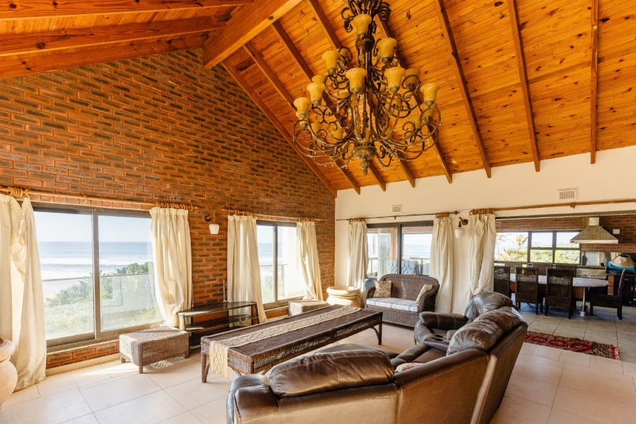 6 Bedroom Property for Sale in Umzumbe KwaZulu-Natal