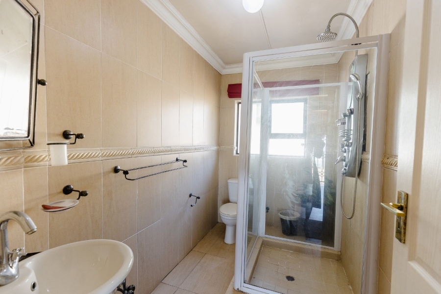 6 Bedroom Property for Sale in Umzumbe KwaZulu-Natal