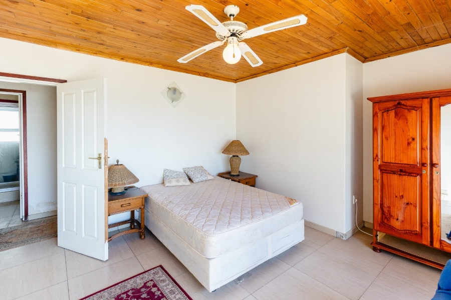 6 Bedroom Property for Sale in Umzumbe KwaZulu-Natal