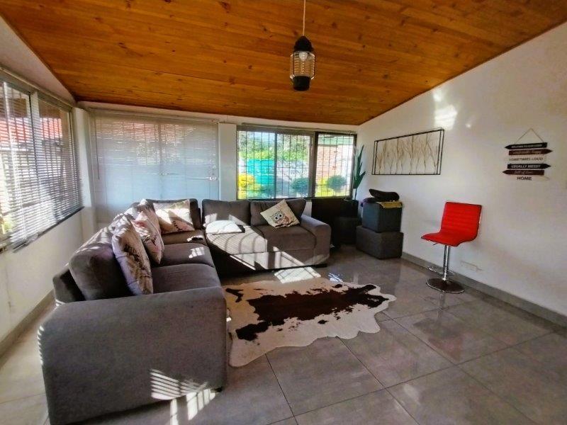 4 Bedroom Property for Sale in Sea Park KwaZulu-Natal