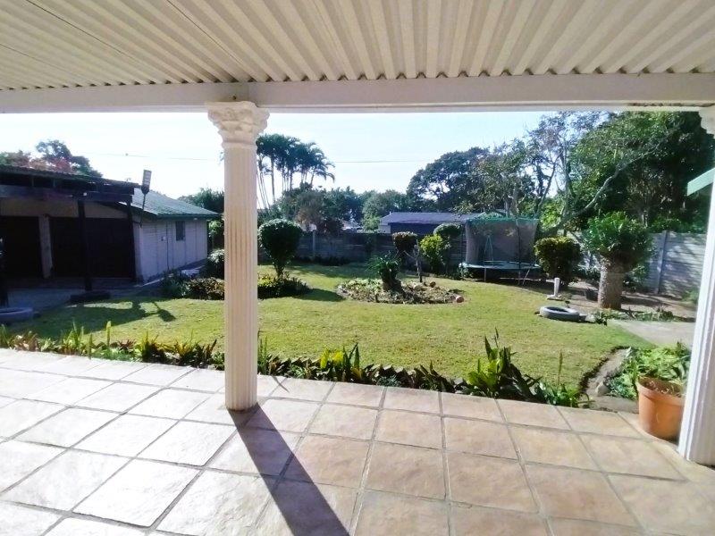 4 Bedroom Property for Sale in Sea Park KwaZulu-Natal
