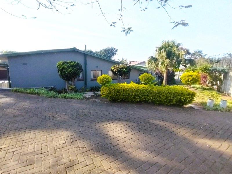 4 Bedroom Property for Sale in Sea Park KwaZulu-Natal