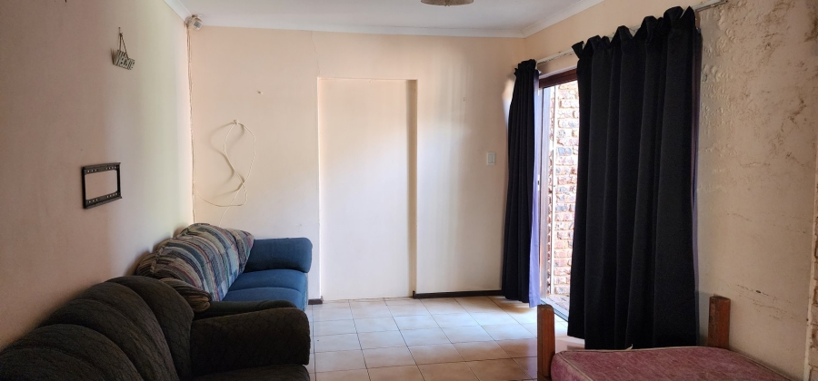 6 Bedroom Property for Sale in Sea Park KwaZulu-Natal