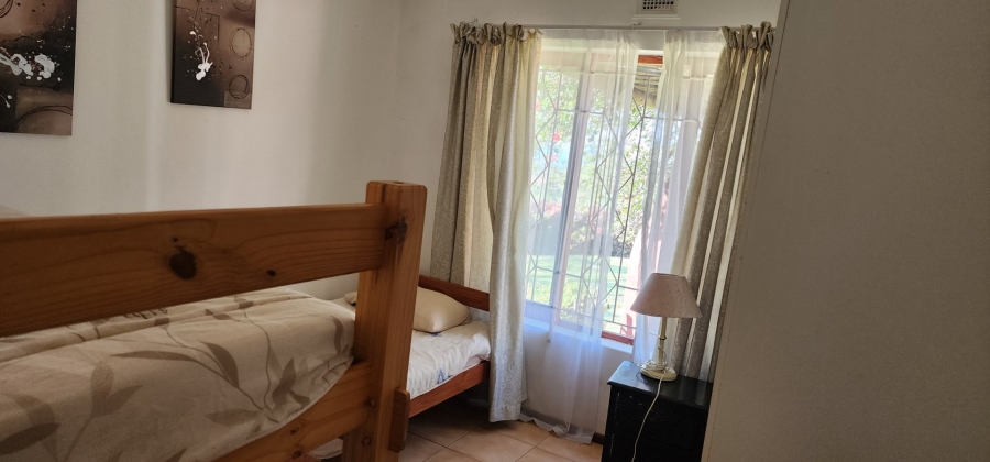 6 Bedroom Property for Sale in Sea Park KwaZulu-Natal