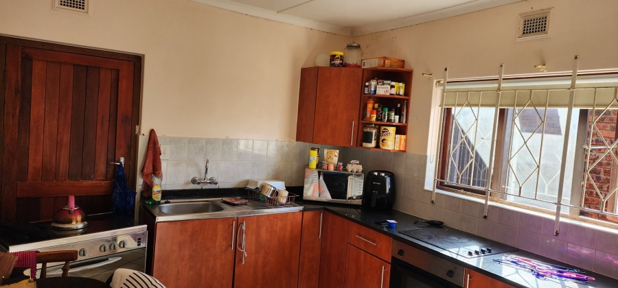 6 Bedroom Property for Sale in Sea Park KwaZulu-Natal