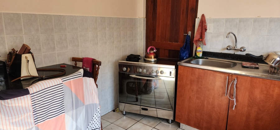 6 Bedroom Property for Sale in Sea Park KwaZulu-Natal
