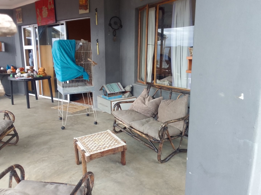 2 Bedroom Property for Sale in Hibberdene KwaZulu-Natal