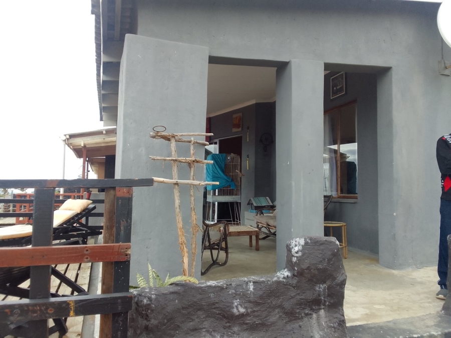 2 Bedroom Property for Sale in Hibberdene KwaZulu-Natal