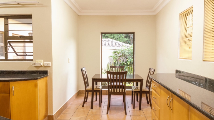 5 Bedroom Property for Sale in Cowies Hill KwaZulu-Natal